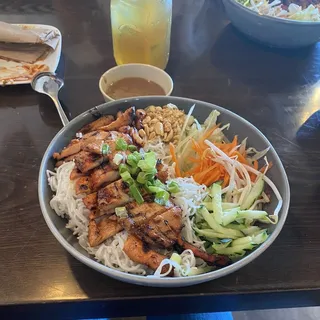 37. Grilled Protein Vermicelli