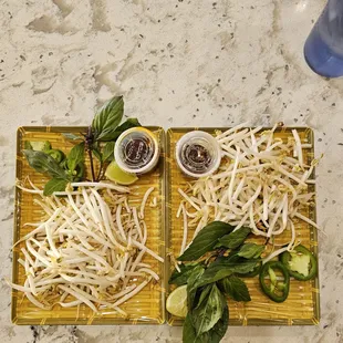 food, ramen and noodles