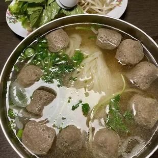 04. Meatballs Pho | IG @ktfoodfeed