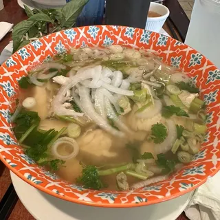PC1. Chicken Noodle Soup Pho G i & uc