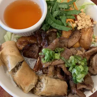 B10. Grilled Shrimp, Grilled Pork and One Crispy Eggroll with Rice Vermicelli