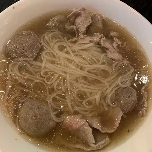 Eye Round Pho