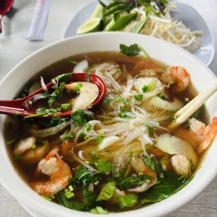 Shrimp pho