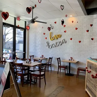 There are booths and tables at the 11th Street locatio