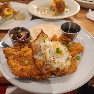 -Fried Chicken & Grits-