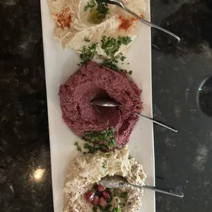 Dip trio