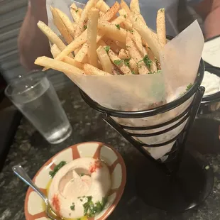 Hummus and fries
