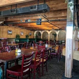 Phoenicia&apos;s in Metairie, near Clearview.