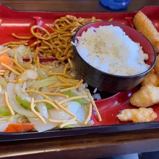 Chow Mein Combo Bento
