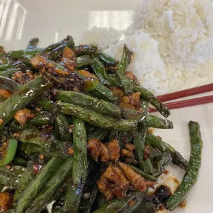 Green Beans. Had it all three trips. Always great!