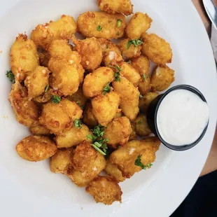 Phoenix Grill, Wisconsin cheese curds. Yummy