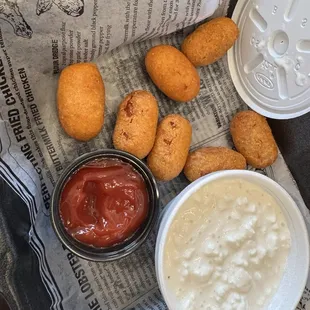 mini corn dogs and cottage cheese kids meal