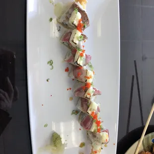 sushi and sashimi, interior