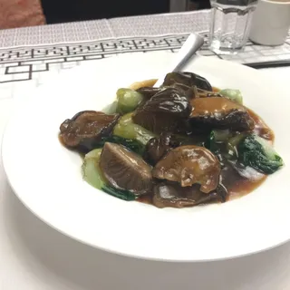 Baby Bok Choy with Shiitake Mushroom