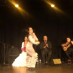 CUATRO directed by Sachiko "La Chayi" 2019 September 18,19,20,21,22