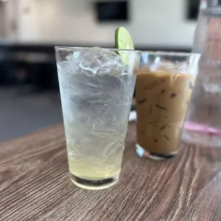 da chanh (fresh lemonade) &amp; viet fin coffee