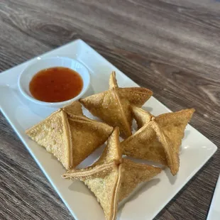Cream cheese wonton