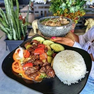 Shaken beef with rice