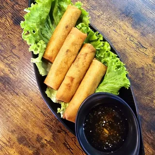 2. Fried Egg Rolls / Chả Giò (4 Rolls)