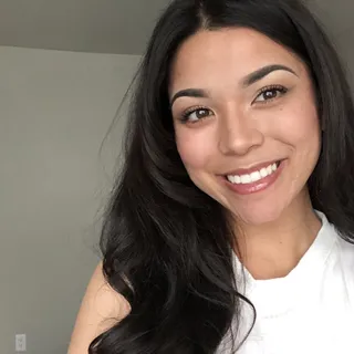 Mia C.