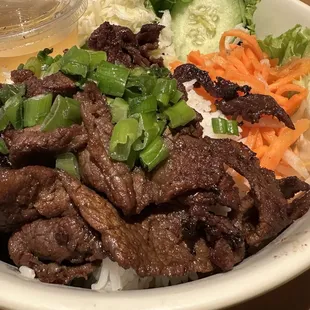 Lemon grass beef rice bowl