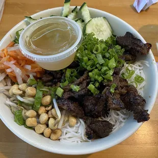 Beef lemongrass vermicelli bowl