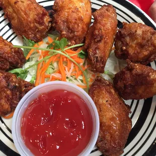 Fried chicken wings ($7.75)