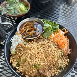 Tofu vermicelli bowl