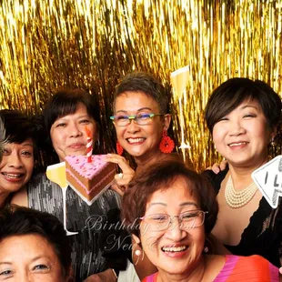 We also offer online galleries at our photo booth online website