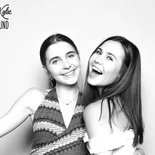 B&amp;W minimalist look