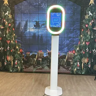 Christmas Tree - Santa silouette