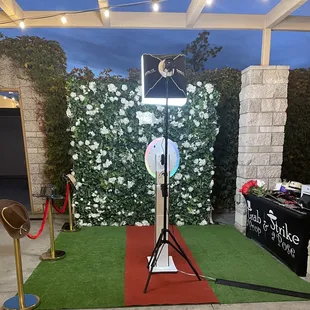 Stanchions always add a touch of class and elegance.