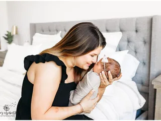 Charis Elisabeth Photography