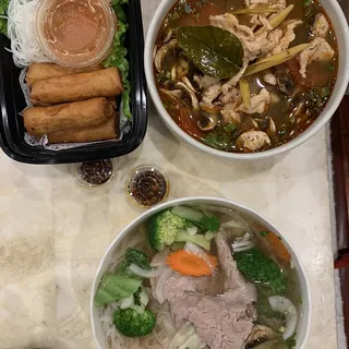 Spicy Lemongrass Chicken Noodle Soup