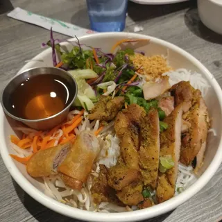 Charbroiled Lemongrass Chicken Noodle Sala