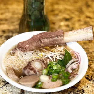 Pho Si Lato
