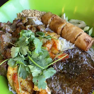 B. Bun vermicelli deluxe