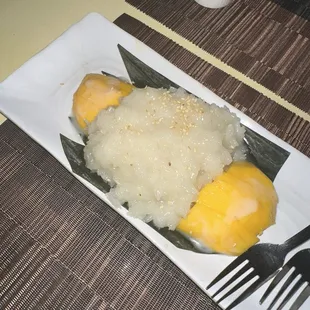 Mango sticky rice