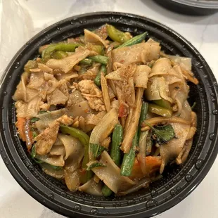 Pad See Eew Entree