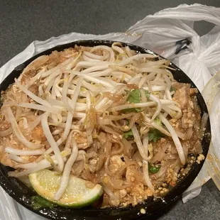 Chicken Pad Thai