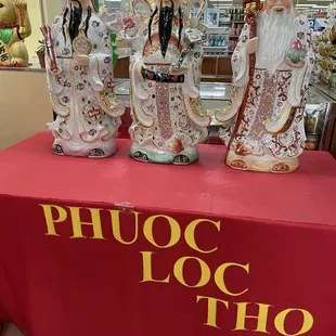 We were greeted upon entry