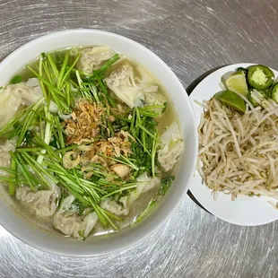 Wonton noodle soup, item 30.
