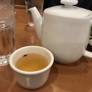 390755. Hot Jasmine Tea