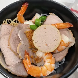 Dry Hu tieu (clear noodle) and mi (egg noodle) My Tho: my favorite!