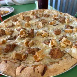 Chicken and waffles pizza