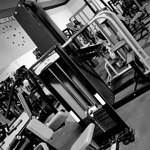 This Private gym is for those who want to NOT workout in a BIG BOX GYM
