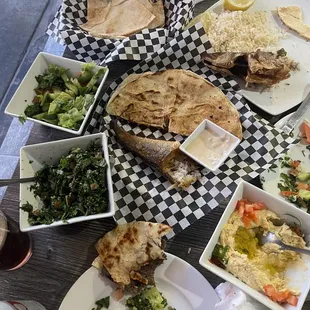 Arayess, tabbouleh, hummus