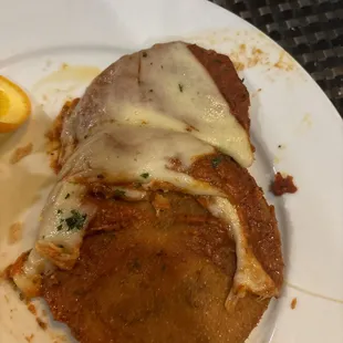 Almost no cheese on the eggplant Parmesan.  When I asked for more I was told this is how it comes.