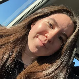 Mia M.