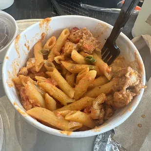 Divola pasta with crispy chicken. Yum!